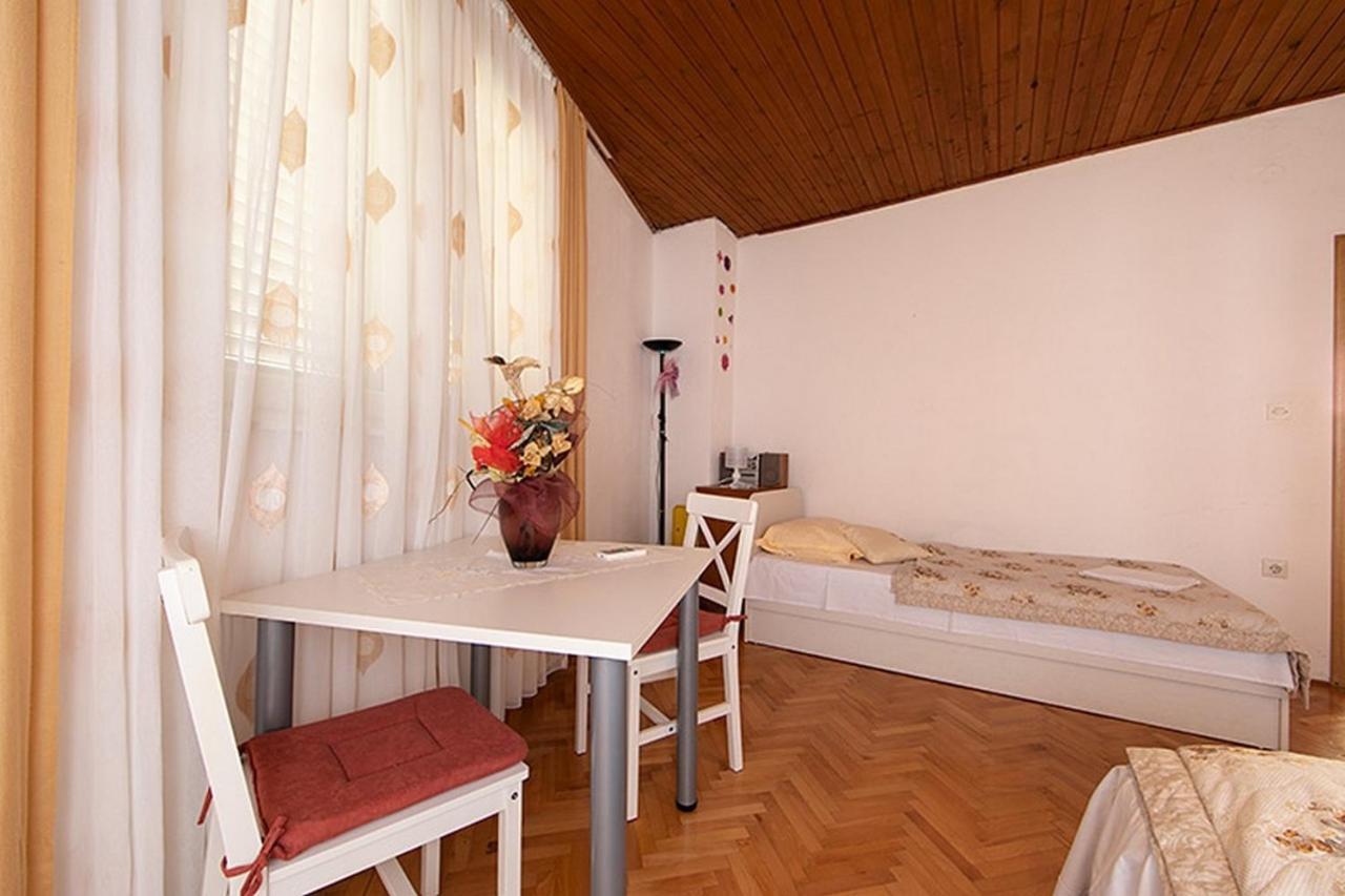 Apartment Tucepi 6695a Exterior foto